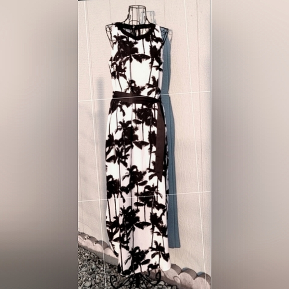 Kensie Dresses & Skirts - Kensie Maxi Sleeveless Dress